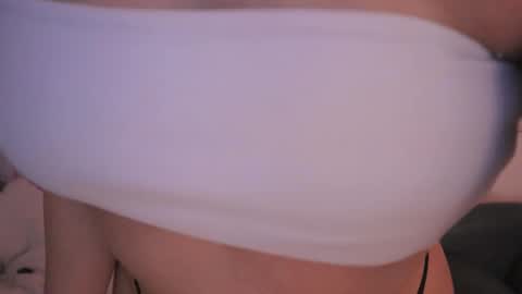 Lauren            online show from January 7, 3:55 am