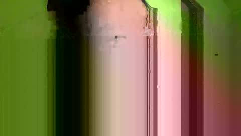 daisnconfusion_ online show from December 16, 6:16 pm