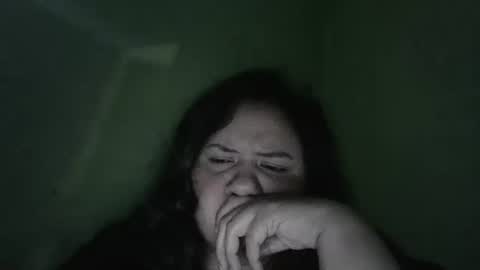 daisnconfusion_ online show from February 11, 9:46 pm