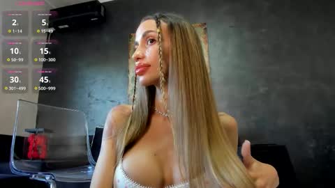 Daisy online show from October 25, 6:57 am