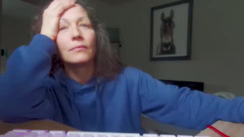 Daisy online show from April 2, 4:25 pm