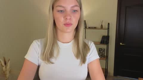 Alice online show from October 18, 7:23 am