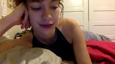 DaisyB3 online show from September 24, 6:42 am