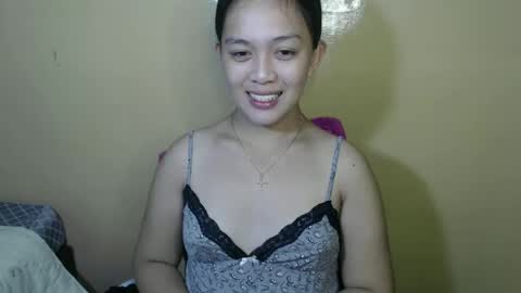 Snapshot of daisylira chatting on March 5, 1:21 am LILY christmas wish breast implant online show from March 5, 1:21 am