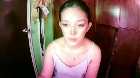 Snapshot of daisylira chatting on December 18, 12:54 am LILY christmas wish breast implant online show from December 18, 12:54 am