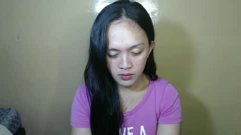 Snapshot of daisylira chatting on March 3, 4:14 am LILY christmas wish breast implant online show from March 3, 4:14 am