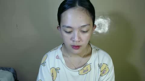 Snapshot of daisylira chatting on February 26, 2:08 am LILY christmas wish breast implant online show from February 26, 2:08 am