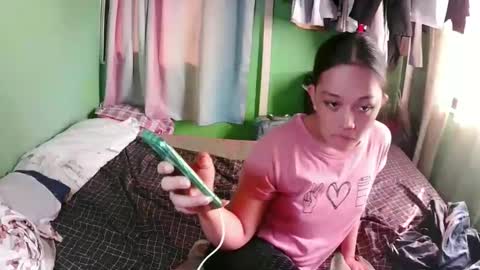 Snapshot of daisylira chatting on January 5, 12:20 am LILY christmas wish breast implant online show from January 5, 12:20 am
