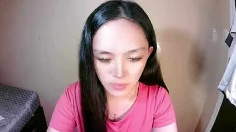 Snapshot of daisylira chatting on January 11, 1:11 pm LILY christmas wish breast implant online show from January 11, 1:11 pm