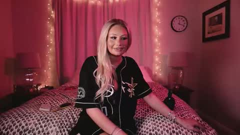 daisy online show from February 1, 1:57 am