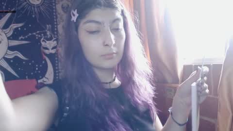 Snapshot of dak_7 chatting on January 18, 9:45 pm    --  -- help me reach 100 hands up  online show from January 18, 9:45 pm