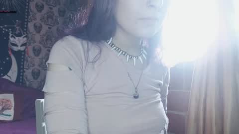 Snapshot of dak_7 chatting on February 1, 9:51 pm    --  -- help me reach 100 hands up  online show from February 1, 9:51 pm