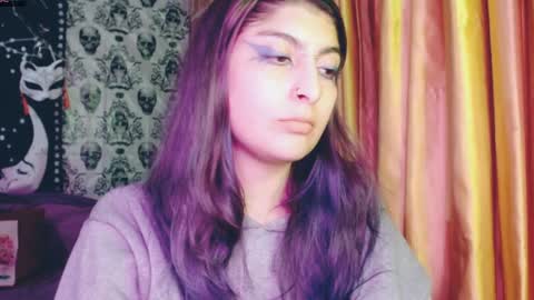 Snapshot of dak_7 chatting on January 24, 8:55 am    --  -- help me reach 100 hands up  online show from January 24, 8:55 am