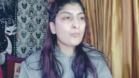 Snapshot of dak_7 chatting on February 26, 6:19 am    --  -- help me reach 100 hands up  online show from February 26, 6:19 am