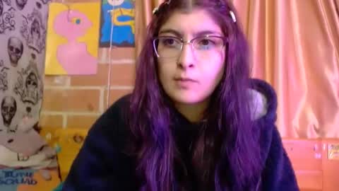 Snapshot of dak_7 chatting on September 16, 2:13 am    --  -- help me reach 100 hands up  online show from September 16, 2:13 am