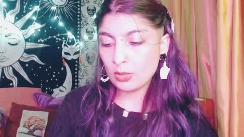 Snapshot of dak_7 chatting on January 25, 6:12 am    --  -- help me reach 100 hands up  online show from January 25, 6:12 am