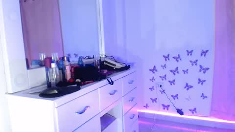 VALENTINA  online show from March 1, 8:18 am