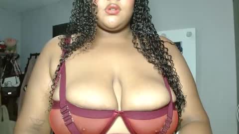 dakota__luxx online show from December 1, 9:24 pm