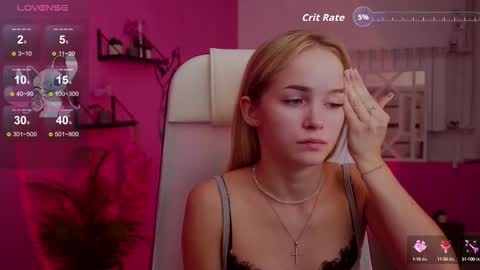 dakotaajohnnson online show from September 26, 1:08 pm