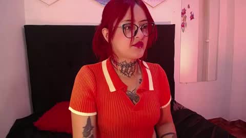 Daakota  online show from February 24, 12:30 pm