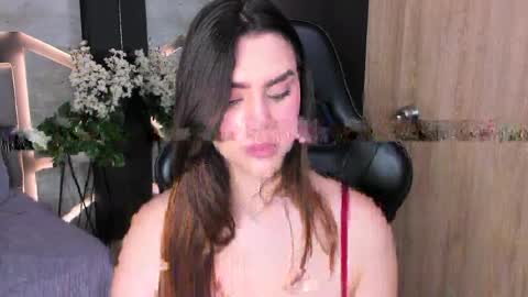 Dakota  online show from May 2, 9:09 pm