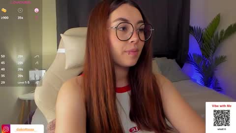 Snapshot of dakottaa__ chatting on March 4, 11:43 pm dakottaa__ online show from March 4, 11:43 pm