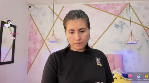 Liz online show from November 17, 12:52 pm