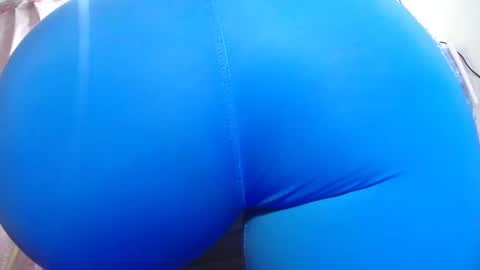 Snapshot of daleska_delicious1 chatting on February 7, 2:51 am daleska_delicious1 online show from February 7, 2:51 am
