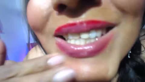 Snapshot of daleska_delicious1 chatting on February 28, 11:01 pm daleska_delicious1 online show from February 28, 11:01 pm