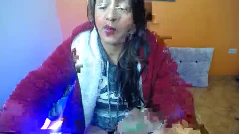 Snapshot of daleska_delicious1 chatting on February 9, 3:32 am daleska_delicious1 online show from February 9, 3:32 am