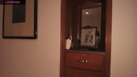 D A L H I L A online show from February 21, 11:02 am