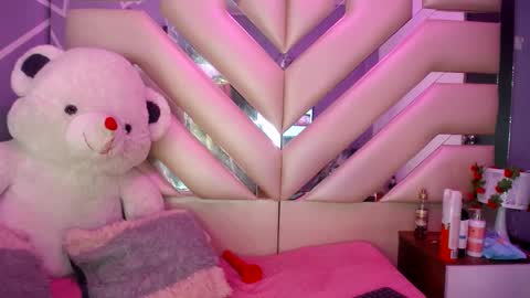 Snapshot of dalia_corrs0 chatting on January 16, 8:22 am online show from January 16, 8:22 am