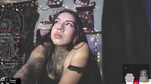 Snapshot of dalia_vorhees chatting on December 24, 7:49 am dalia_vorhees online show from December 24, 7:49 am