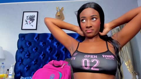 Snapshot of dalilaqueenthe1 chatting on January 30, 6:32 pm Dalila online show from January 30, 6:32 pm