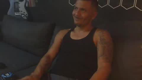 dallaslove23 online show from March 31, 7:53 am