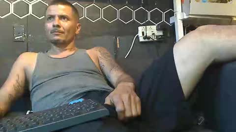 dallaslove23 online show from April 3, 9:27 am