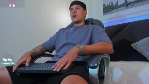 DAMIAN online show from February 4, 11:25 am