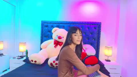 DAMIAN AND ROXANNE.  online show from September 25, 12:45 pm