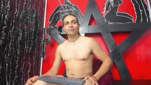 damian_and_tiana online show from April 15, 5:44 am