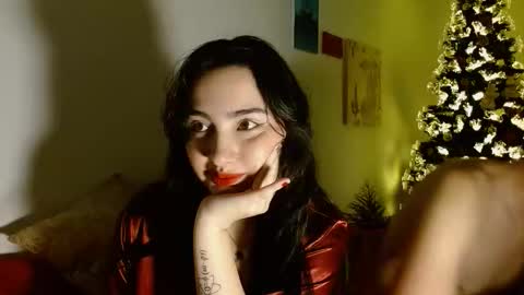 Damian   Maya online show from December 3, 10:38 am