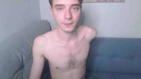 Snapshot of damiano_skinny chatting on February 12, 3:51 am my show from 300-1000 UTC online show from February 12, 3:51 am