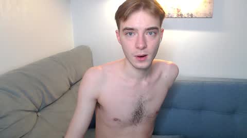 Snapshot of damiano_skinny chatting on January 6, 3:42 am my show from 300-1000 UTC online show from January 6, 3:42 am