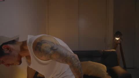 insta damn8   --------  online show from October 5, 1:36 am