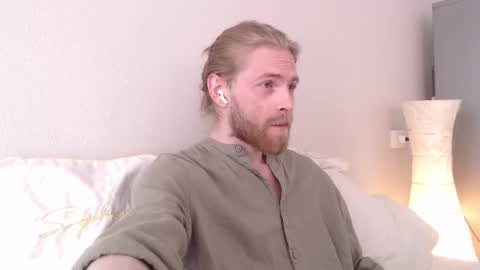 damien_diamond online show from October 20, 8:08 am