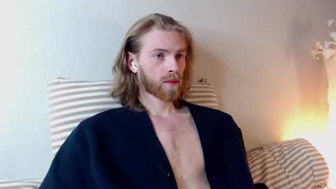 damien_diamond online show from February 20, 1:25 am