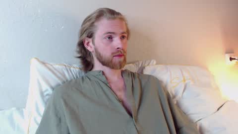 damien_diamond online show from December 6, 1:46 am