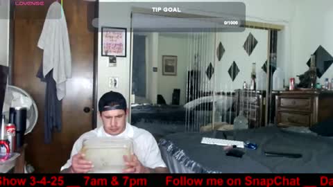 Damien Slick online show from March 4, 3:44 am