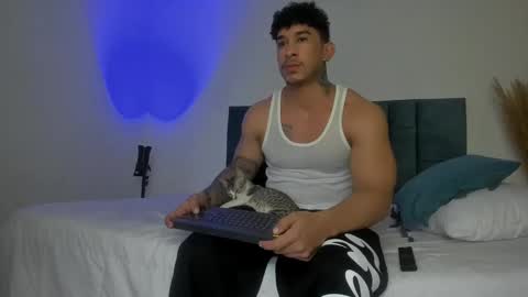 INSTAGRAM  DAMMIANMILLEROFICIAL online show from October 31, 5:30 am