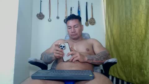 dammuscle online show from October 6, 1:07 pm