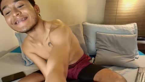 Damon  Salvatore online show from February 3, 10:58 pm